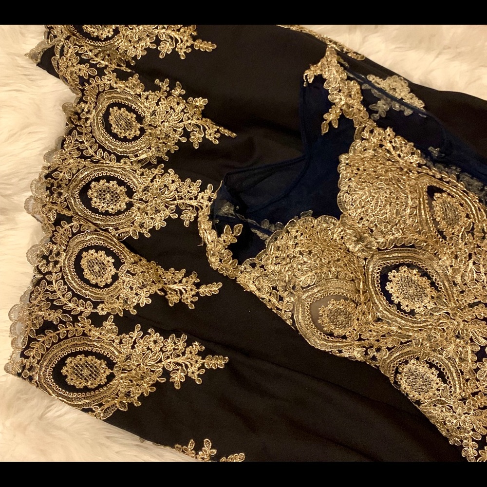 Oriental, high quality, so pretty. 🥰 🌺🌷💗💓